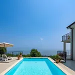 Σπίτι διακοπών Kvarner With Heated Pool - Happy Sveti Petar (Opatija)