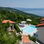 Σπίτι διακοπών Kvarner With Heated Pool - Happy Sveti Petar (Opatija)