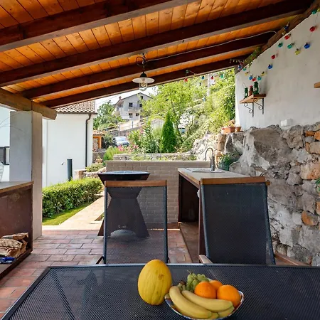Kvarner With Heated Pool - Happy Сasa de vacaciones *