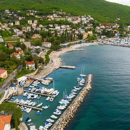 Kvarner With Heated Pool - Happy Сasa de vacaciones