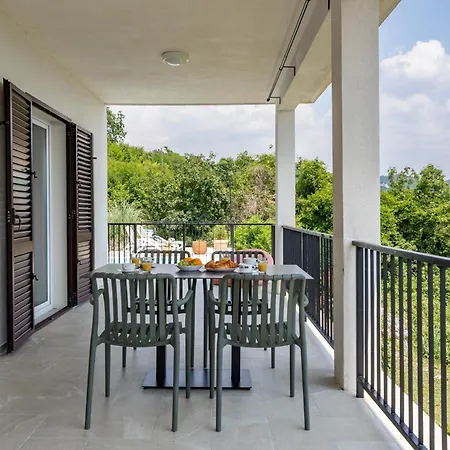 Kvarner With Heated Pool - Happy Holiday home *