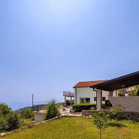 Kvarner With Heated Pool - Happy Nyaraló Sveti Petar