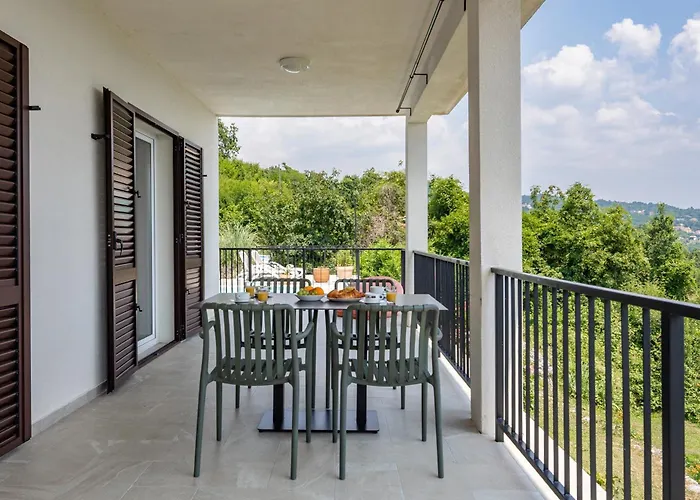 Kvarner With Heated Pool - Happy Holiday home *