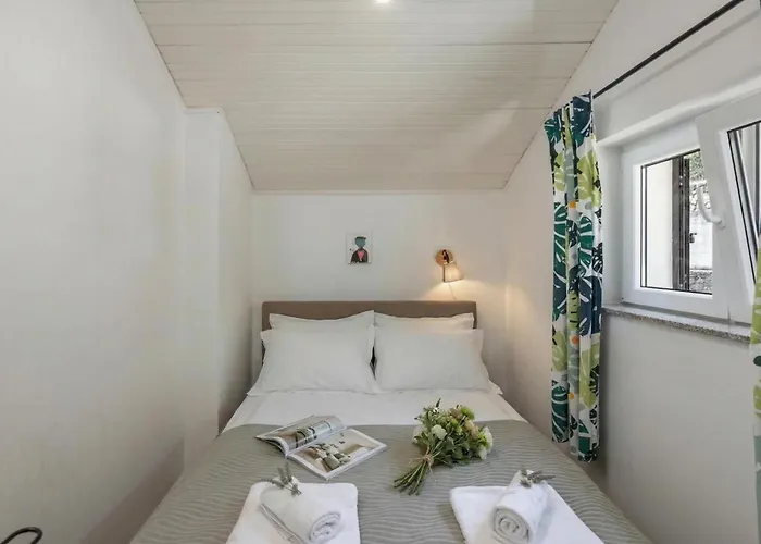 Holiday home Kvarner With Heated Pool - Happy