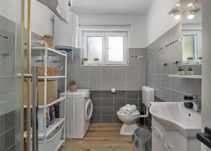 Kvarner With Heated Pool - Happy Holiday home